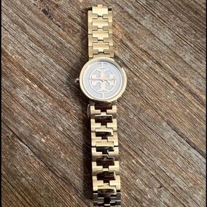 Womens Tory Burch Gold linked Watch! Stunning!